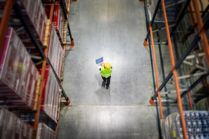 Warehouse operative